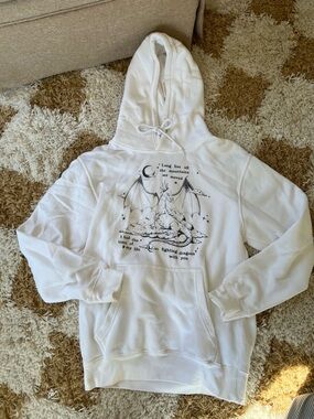 Taylor Swift Long Live White Graphic Hoodie with Dragon Print